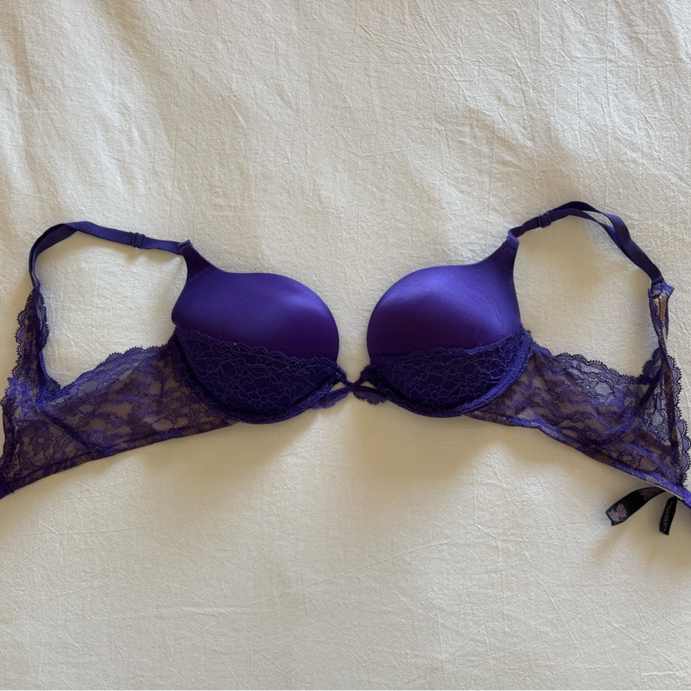 Victoria Secret push up demi bra size 32C purple lace